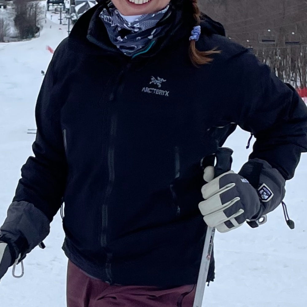 Arcteryx Womens beta AR Medium jacket